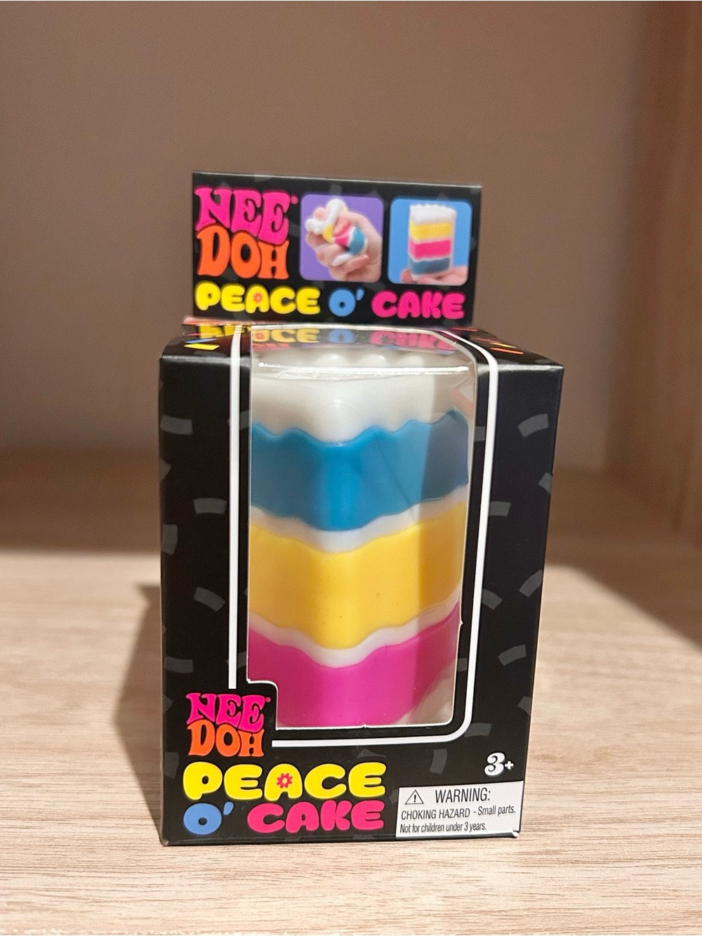 NEEDOH Peace O Cake Squishy